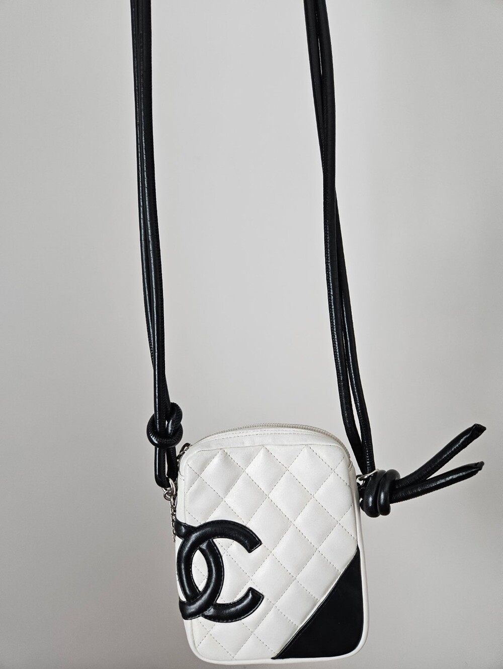 Chanel Cambon Line Small Bag - Picture 4 of 7